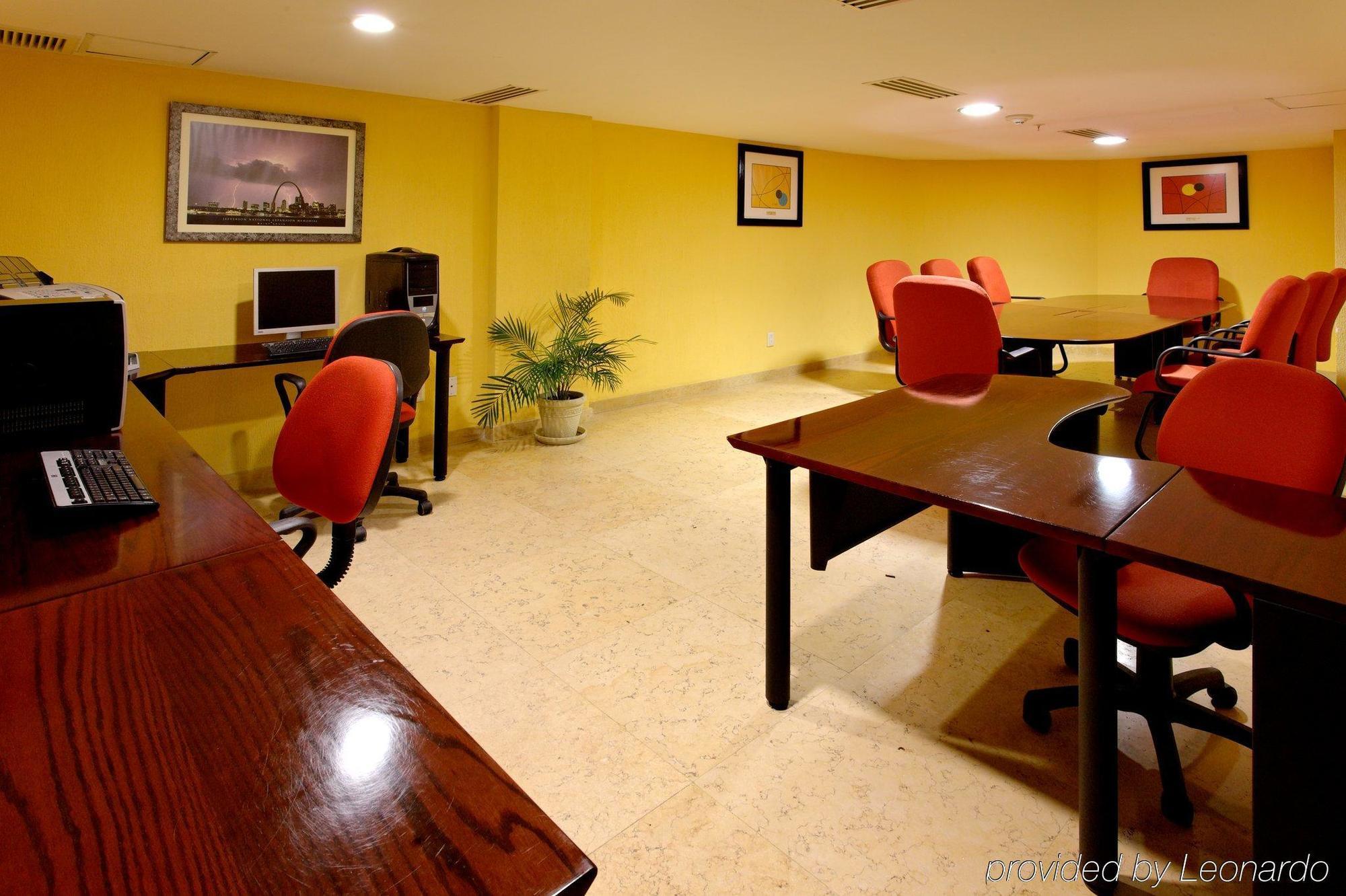 Holiday Inn Express Nuevo Laredo By Ihg Létesítmények fotó