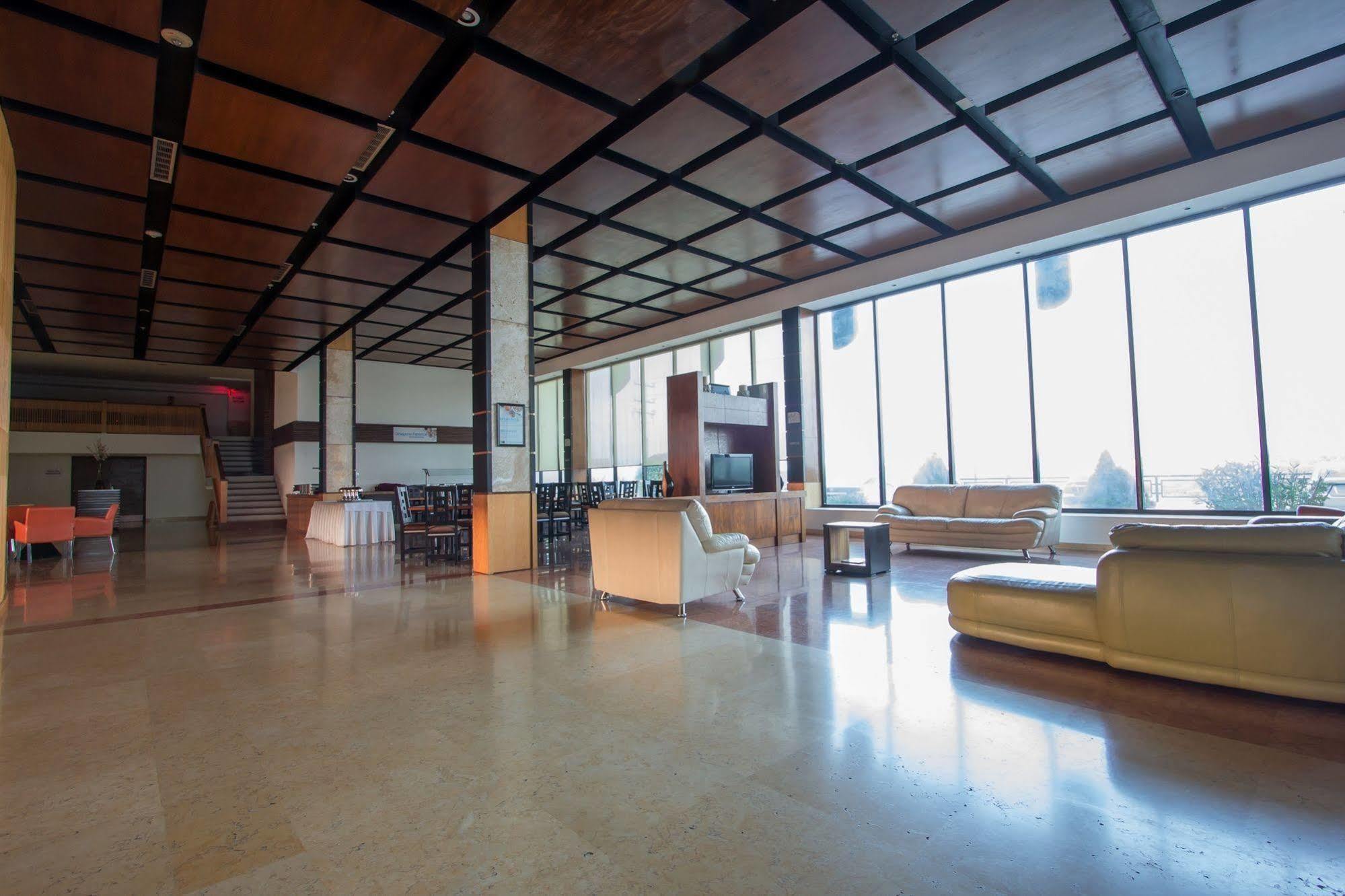 Holiday Inn Express Nuevo Laredo By Ihg Kültér fotó